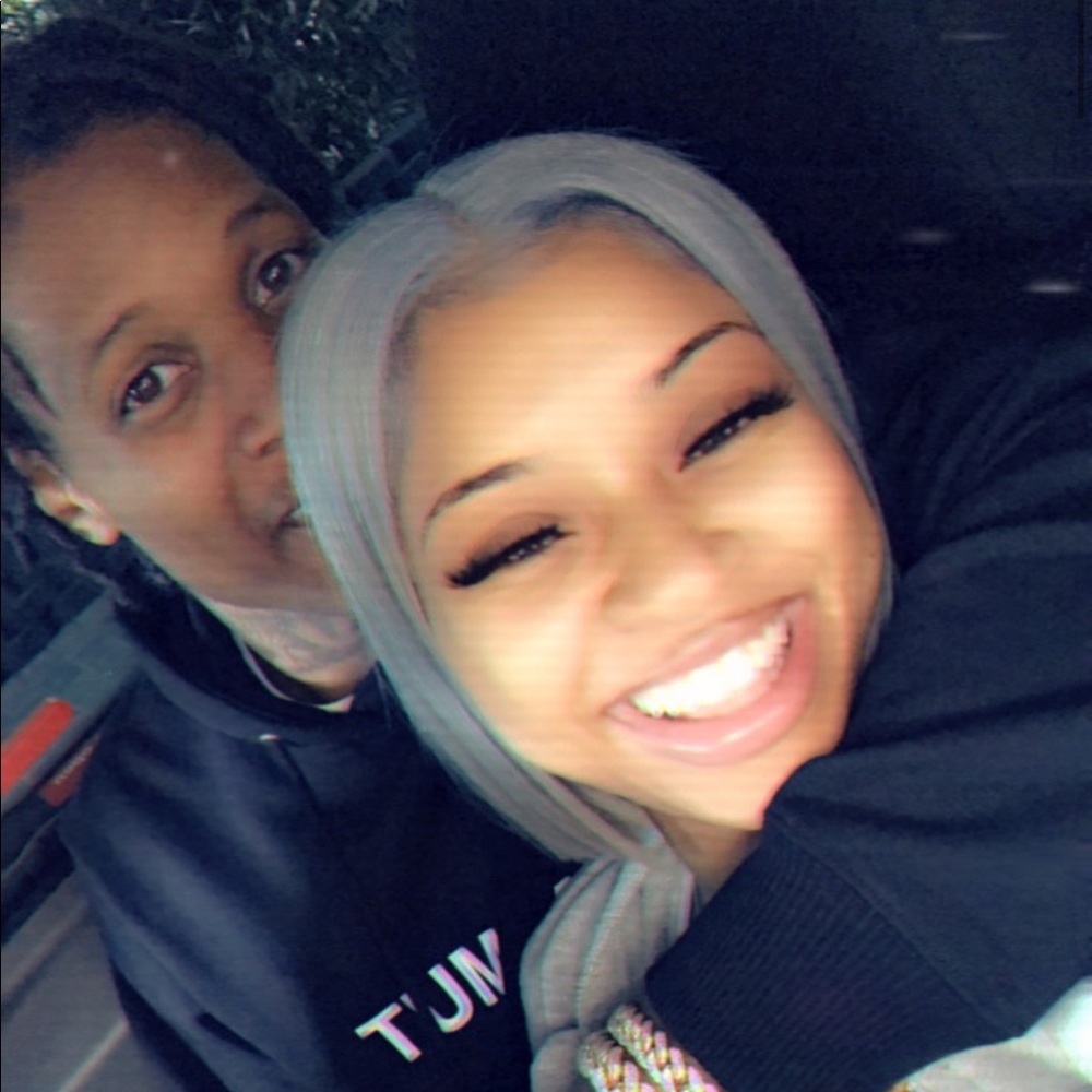 Meet your Posher, Lyniqua